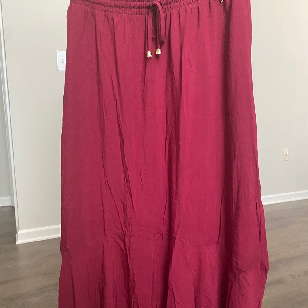 skirt - Picture 3 of 3